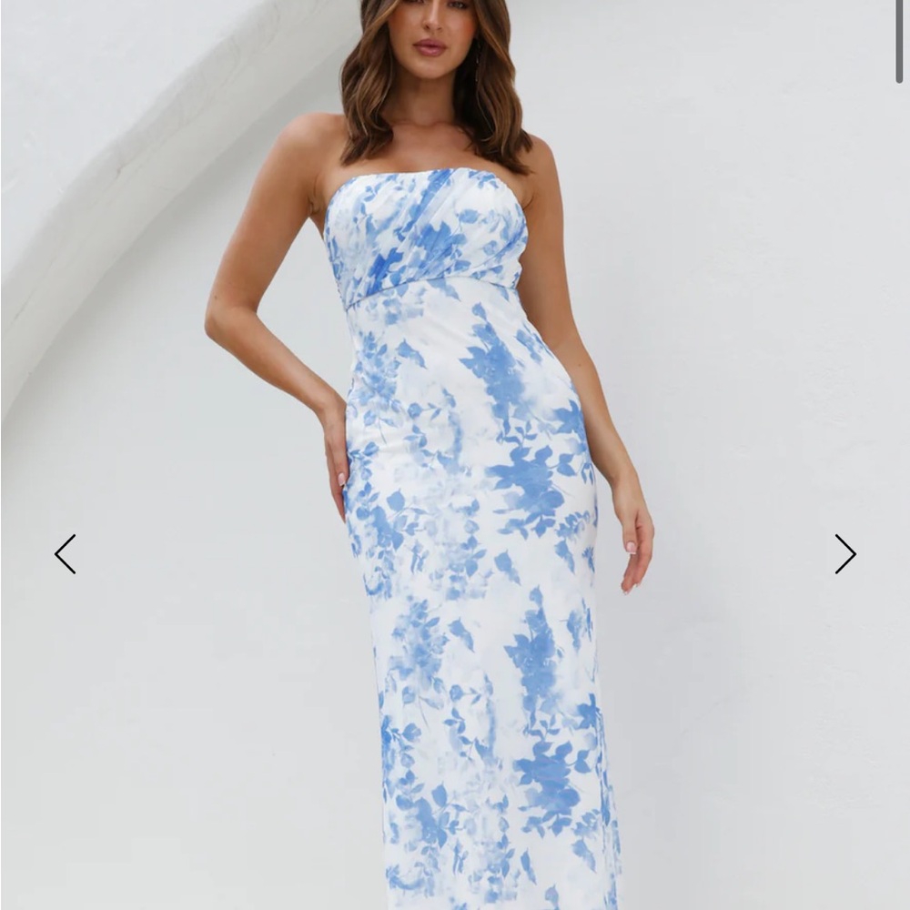 Hello Molly Blue & White Strapless Maxi Floral Dress Size Small (4)
